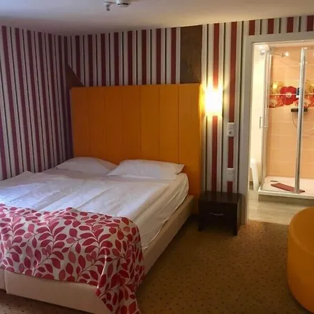 Pensionat Maerchenhotel 3*