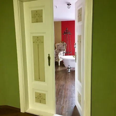 Maerchenhotel 3* 베르겐 아우프 뤼겐